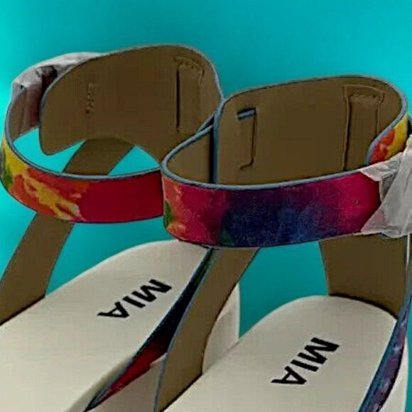 MIA Womens Tie-Dye Platform Sandals Adjustable Strap Comfortable Size 5.5 Colorf - Picture 4 of 5
